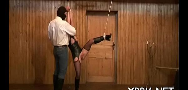  Babe gets pantoons tied hard in complete bondage show